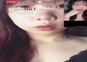Горячий горячий клип Dinh Thi Huyen и ее парня