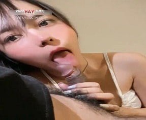 Нагота клипа средней школьницы Huynh Tan Phat